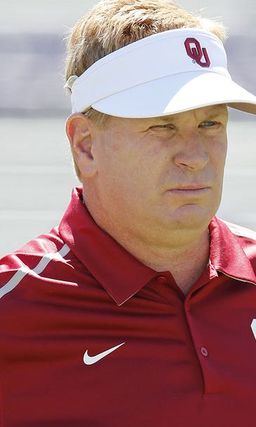 Mike Stoops moves from sideline to upstairs for Sooners
